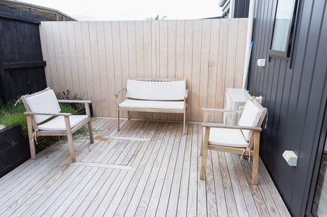 Photo of property in 5/236 Albany Highway, Schnapper Rock, Auckland, 0632