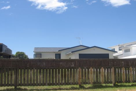 Photo of property in 67 Pukehina Parade, Pukehina, Te Puke, 3189