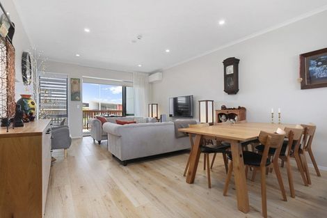 Photo of property in 27 De Havilland Road, Hobsonville, Auckland, 0618