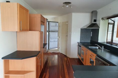 Photo of property in 1 Lorraine Place, Glenview, Hamilton, 3206