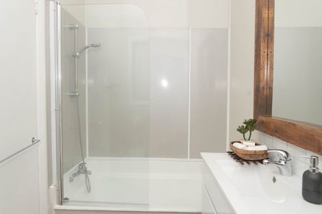 Photo of property in 2/30 Union Street, Papakura, 2110