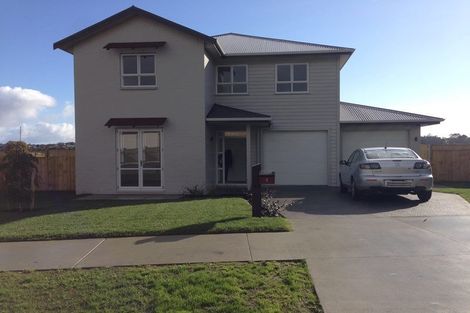 Photo of property in 9 Mauku Lane, Greenhithe, Auckland, 0632