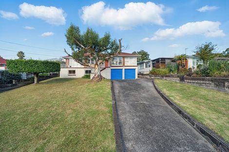 Photo of property in 18 Millbrook Road, Henderson, Auckland, 0612