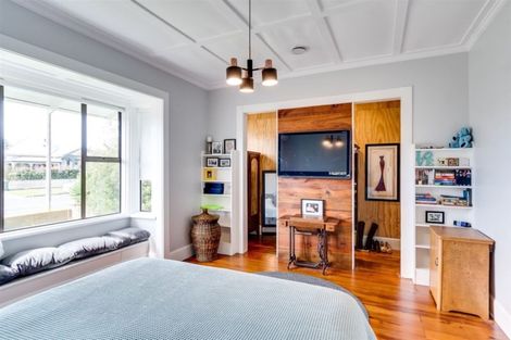 Photo of property in 82 Vigor Brown Street, Napier South, Napier, 4110