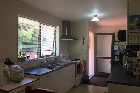 Photo of property in 9 Claverdon Drive, Massey, Auckland, 0614