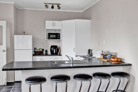 Photo of property in 18 Hunter Street, Normanby, Hawera, 4614