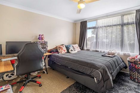 Photo of property in 40 Thyra Street, Dannevirke, 4930