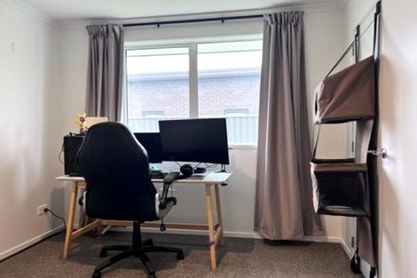 Photo of property in 18 Bridle Way, Omokoroa, 3114