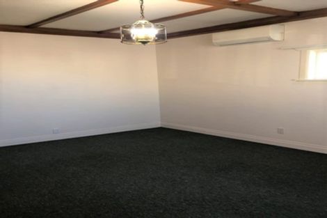 Photo of property in 8 Liverpool Street, Miramar, Wellington, 6022