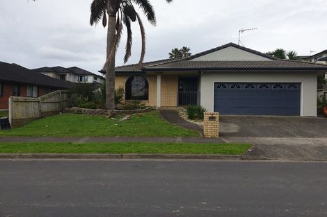 Photo of property in 3 Northcross Drive, Oteha, Auckland, 0632