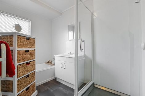 Photo of property in 2/69a Godley Road, Green Bay, Auckland, 0604