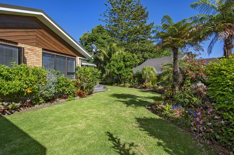 Photo of property in 27 Kereru Street, Maunu, Whangarei, 0110