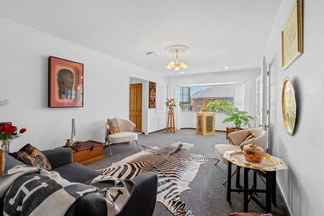 Photo of property in 2 Surrey Lane, Levin, 5510