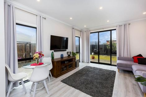 Photo of property in 8 Gloaming Lane, Wallaceville, Upper Hutt, 5018