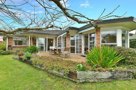 Photo of property in 28 Settlers Grove, Orewa, 0931