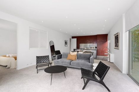 Photo of property in 18 Marriner Street, Sumner, Christchurch, 8081