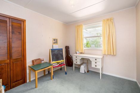 Photo of property in 12 Taverner Street, Carterton, 5713