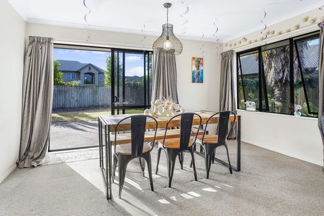 Photo of property in 14 Cherie Close, Rototuna, Hamilton, 3210