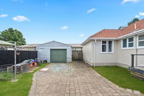 Photo of property in 41 Avalon Drive, Nawton, Hamilton, 3200
