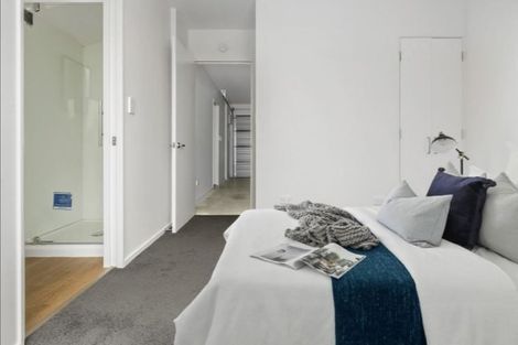 Photo of property in Pirie Street Townhouses, 32/35 Pirie Street, Mount Victoria, Wellington, 6011