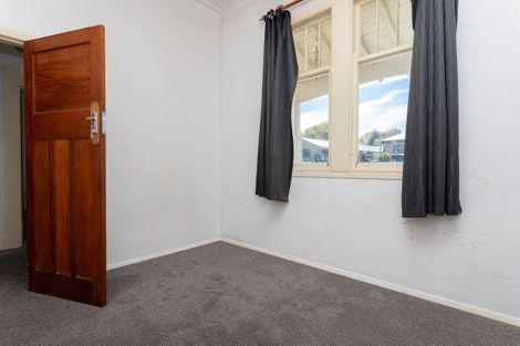 Photo of property in 10 Tennyson Street, Dannevirke, 4930