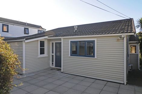 Photo of property in 25 Pinnacle Street, Seatoun, Wellington, 6022