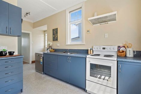 Photo of property in 18 North Street, Petone, Lower Hutt, 5012