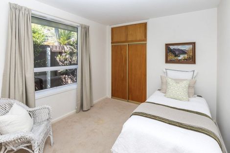 Photo of property in 55 Landsdowne Terrace, Cashmere, Christchurch, 8022