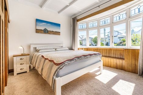 Photo of property in 8 Westmere Crescent, Westmere, Auckland, 1022