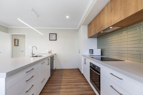 Photo of property in 11a La Cumbre Close, Bethlehem, Tauranga, 3110