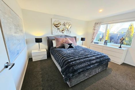 Photo of property in 32 Whakatipu Street, Pegasus, 7612
