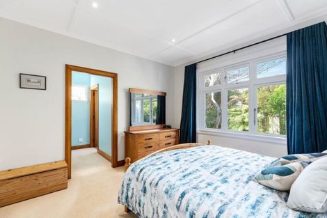 Photo of property in 38 Cashmere Avenue, Khandallah, Wellington, 6035