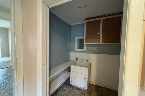 Photo of property in 65 Howard Road, Orere Point, Papakura, 2585