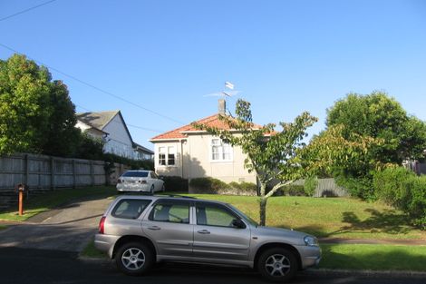 Photo of property in 46 Tahapa Crescent, Meadowbank, Auckland, 1072