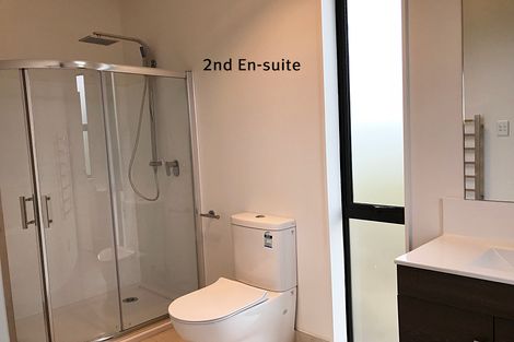 Photo of property in 13 Mclachlan Way, Pokeno, 2471