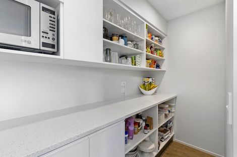 Photo of property in 15 Luxembourg Crescent, Halswell, Christchurch, 8025