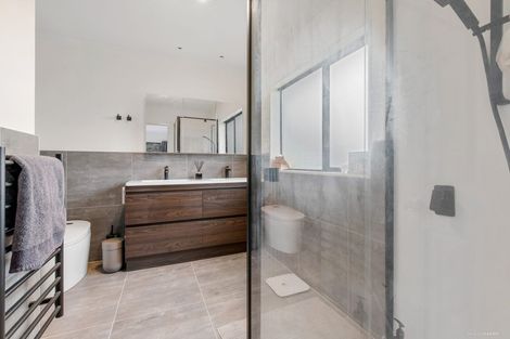 Photo of property in 12 Brittas Place, East Tamaki, Auckland, 2016