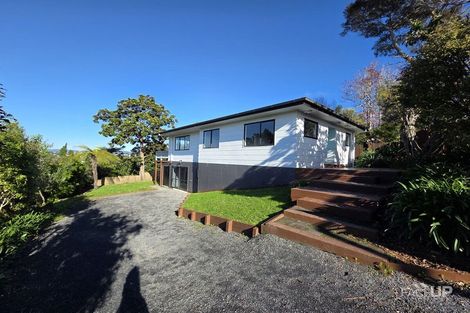 Photo of property in 1 Fernhaven Place, Massey, Auckland, 0614