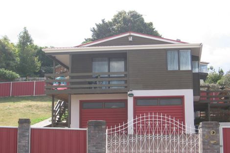 Photo of property in 81 Nigel Road, Browns Bay, Auckland, 0630