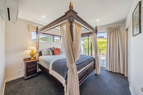 Photo of property in 3 Cirrus Close, Newlands, Wellington, 6037