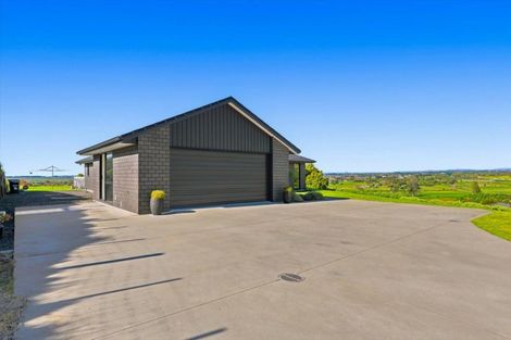 Photo of property in 25 Morepork Way, Papamoa, 3183