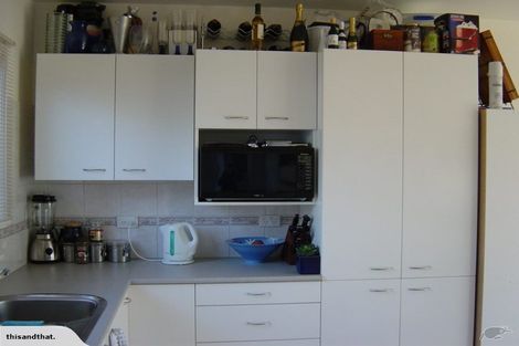 Photo of property in 1/133 Shakespeare Road, Milford, Auckland, 0620