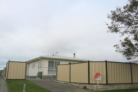 Photo of property in 28 Rochester Street, Tamatea, Napier, 4112