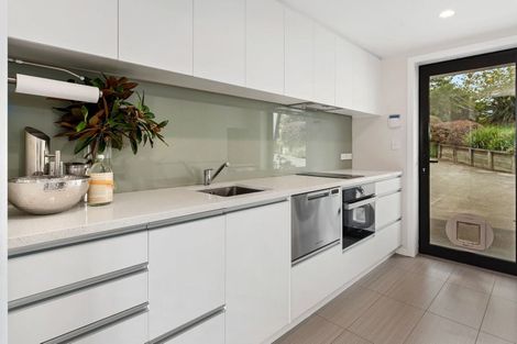 Photo of property in 44 Warman Road, Okura, Albany, 0792