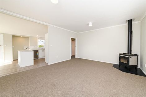 Photo of property in 9 Totara Street, Marton, 4710