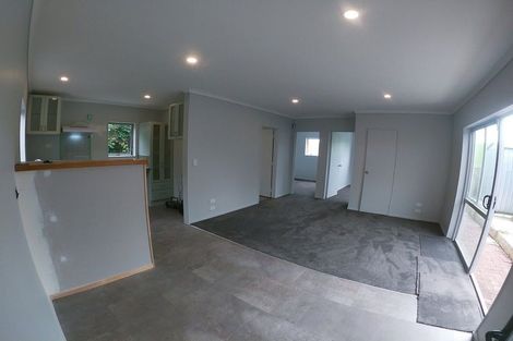 Photo of property in 47 Cardiff Road, Pakuranga, Auckland, 2010