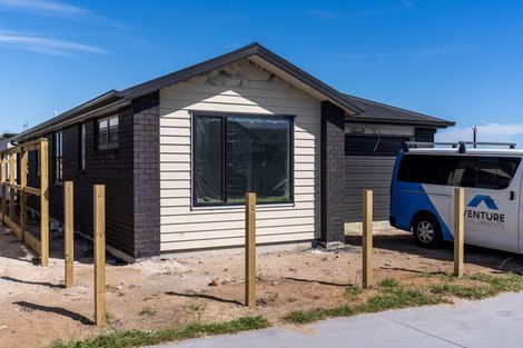 Photo of property in 2 Wharangi Lane, Papamoa, 3118