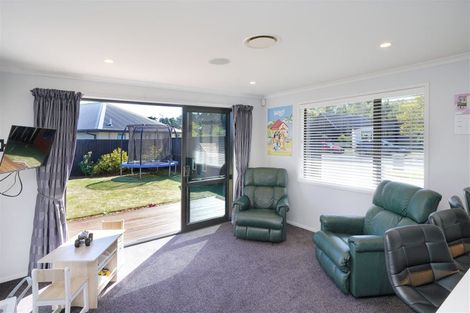 Photo of property in 4 Kohunga Crescent, Bottle Lake, Christchurch, 8083