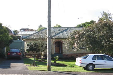 Photo of property in 28 Hinau Street, Maeroa, Hamilton, 3200