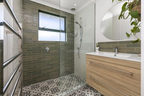 Photo of property in 13 Tutchen Avenue, Raglan, 3225